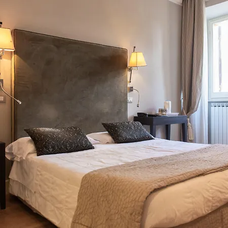 Hotel Clitunno 4*