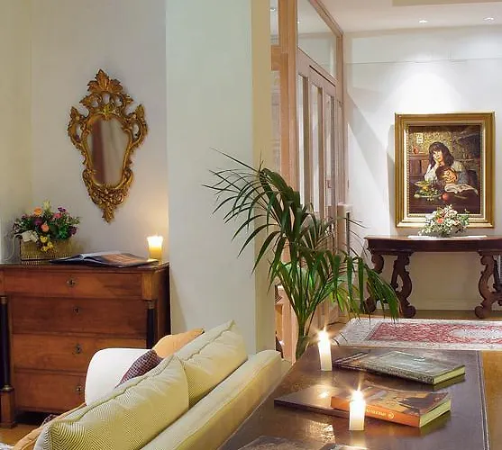 فندق Clitunno 4*