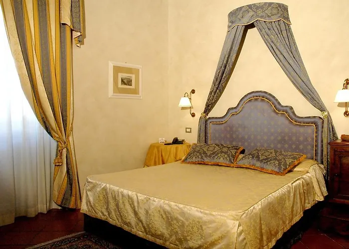 Отель Clitunno Сполето